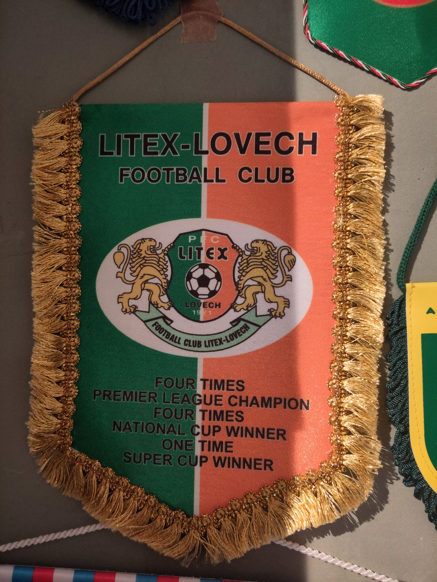 Vimpler: Diverse landslag og lag Europa League/Champions League (++)