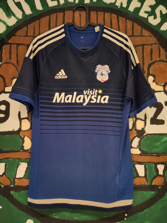 Cardiff drakt 2015-16 hjemme