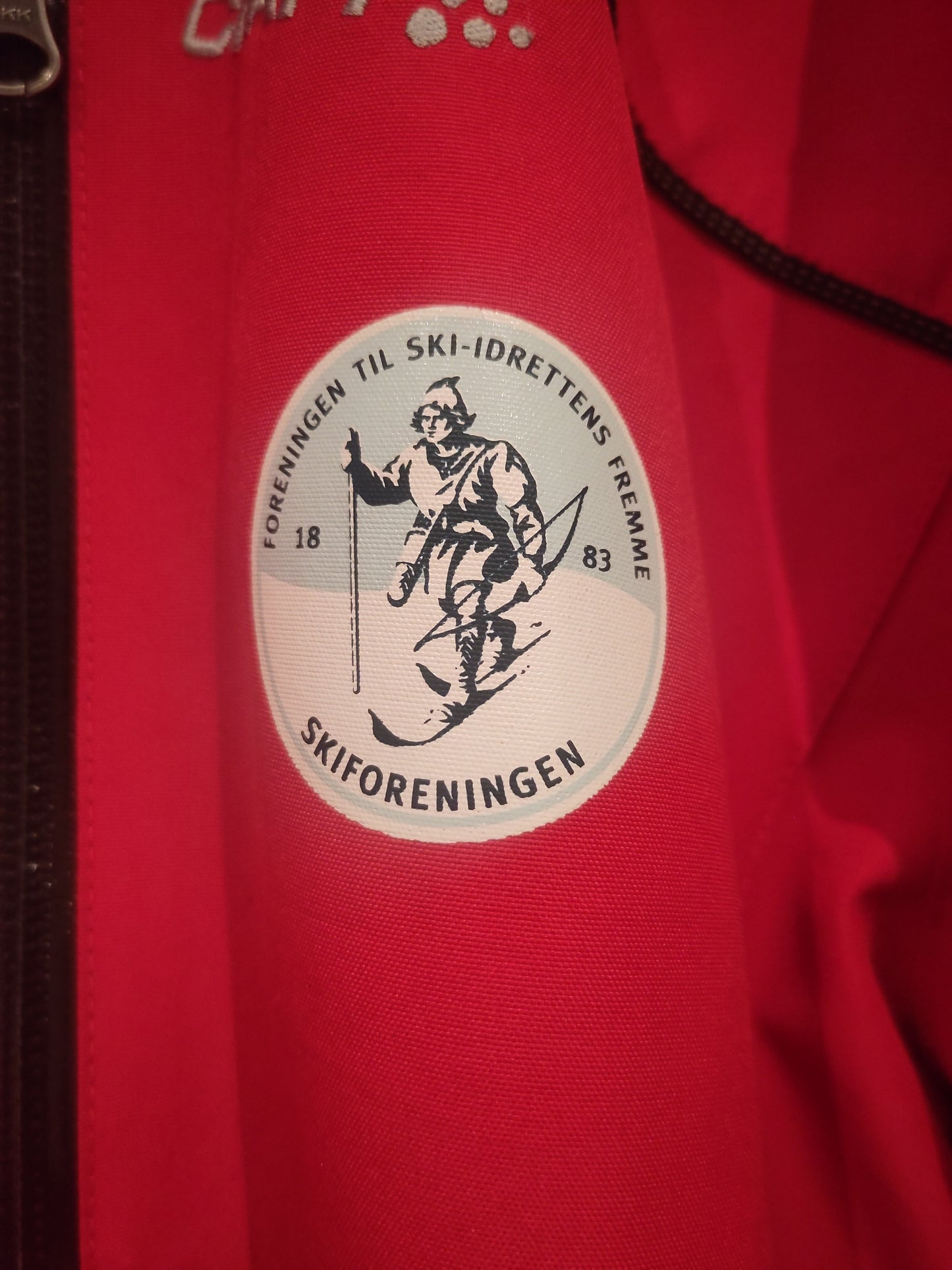Holmenkollen/Skiforeningen jakke