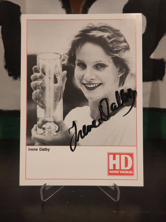 Signert kort: Irene Dalby*