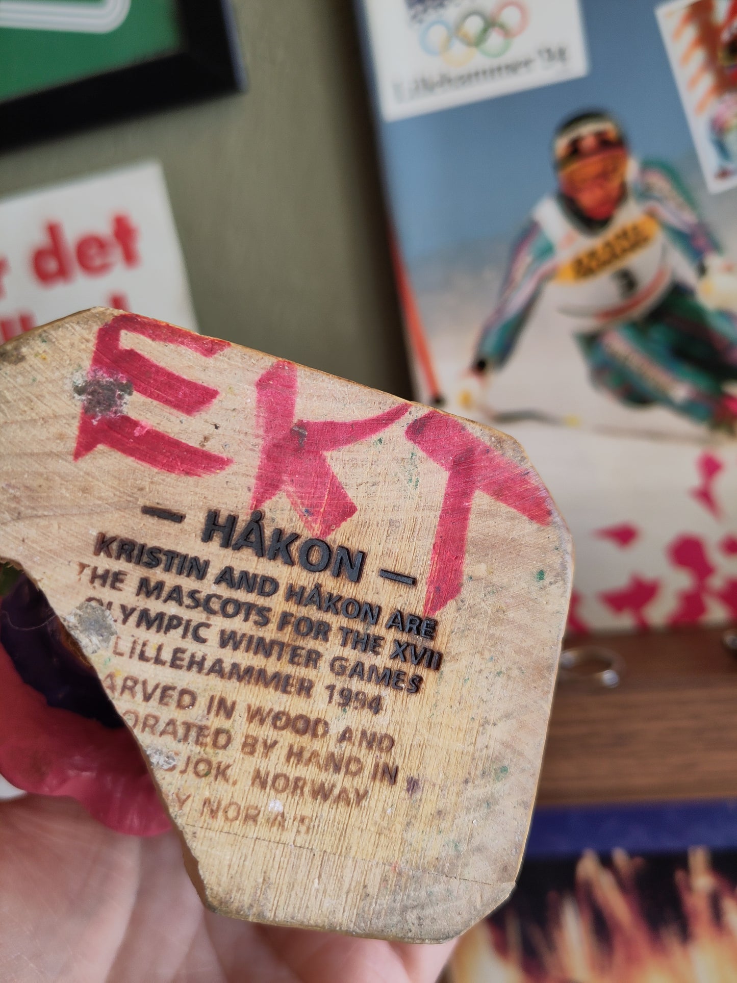 OL 1994 Lillehammer figur Håkon tre stor (skadet)*