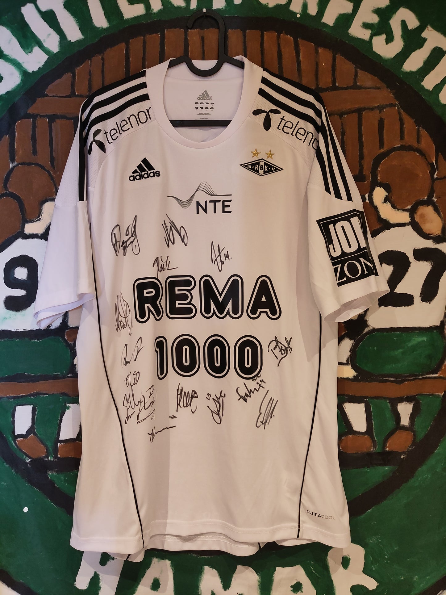 Rosenborg drakt 2010-11 hjemme signert* (BNWT)