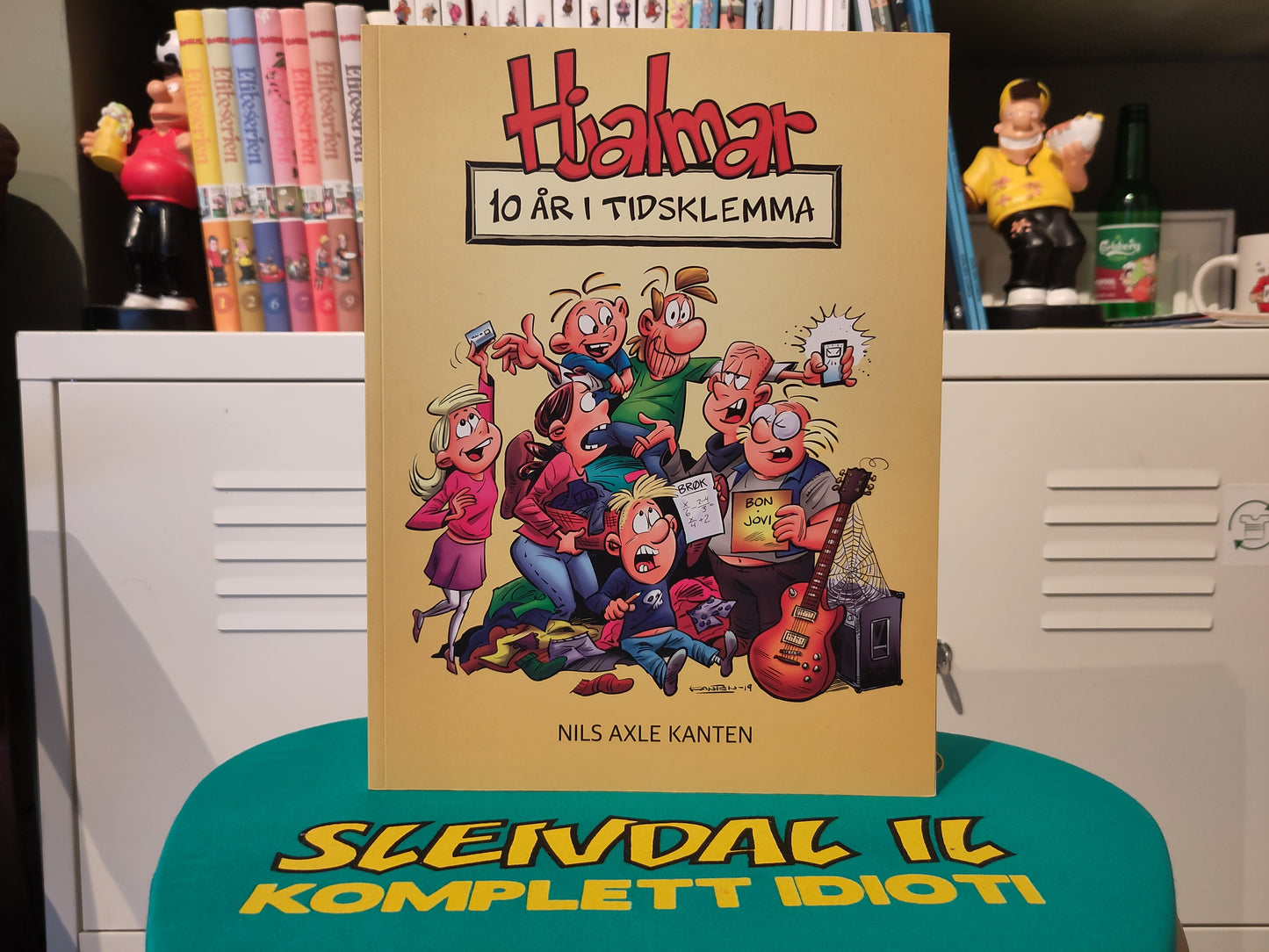 Hjalmar: 10 år i tidsklemma (Kanten)