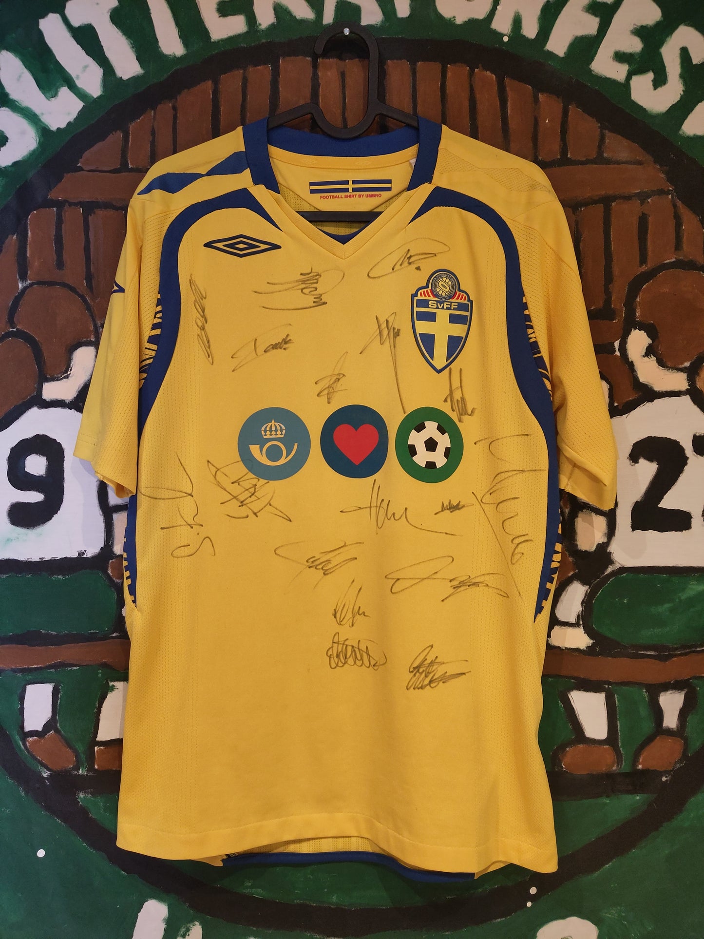 Sverige drakt 2008 hjemme signert
