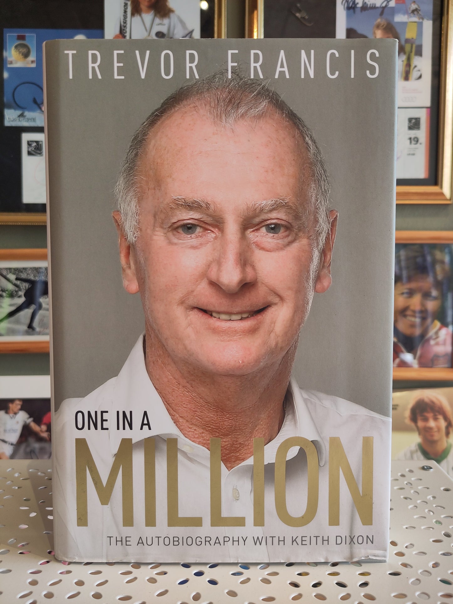 BOK: Trevor Francis - One in a Million (Francis/Dixon)