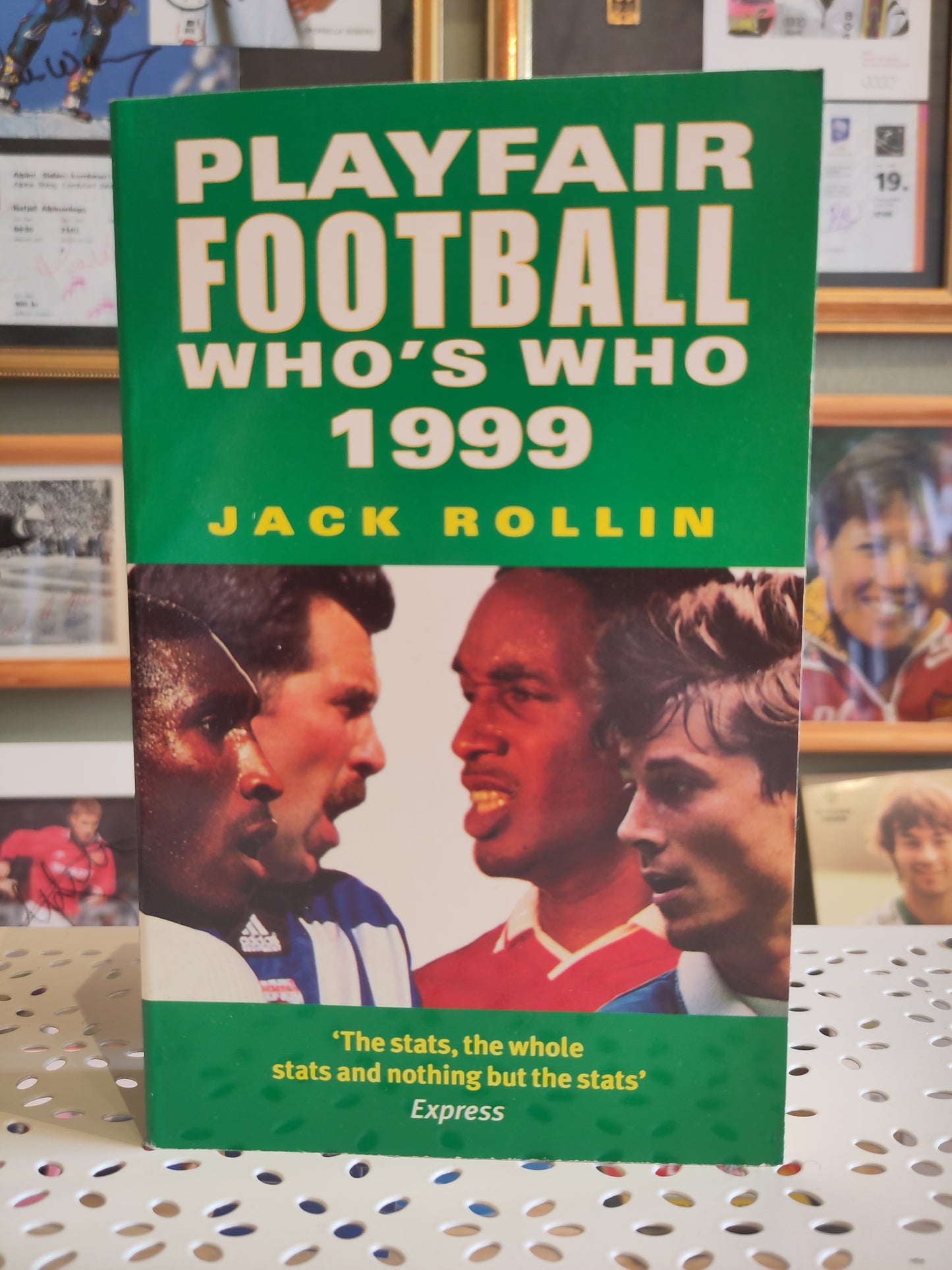BOK: Playfair Football Who's Who 1999 (Rollin)
