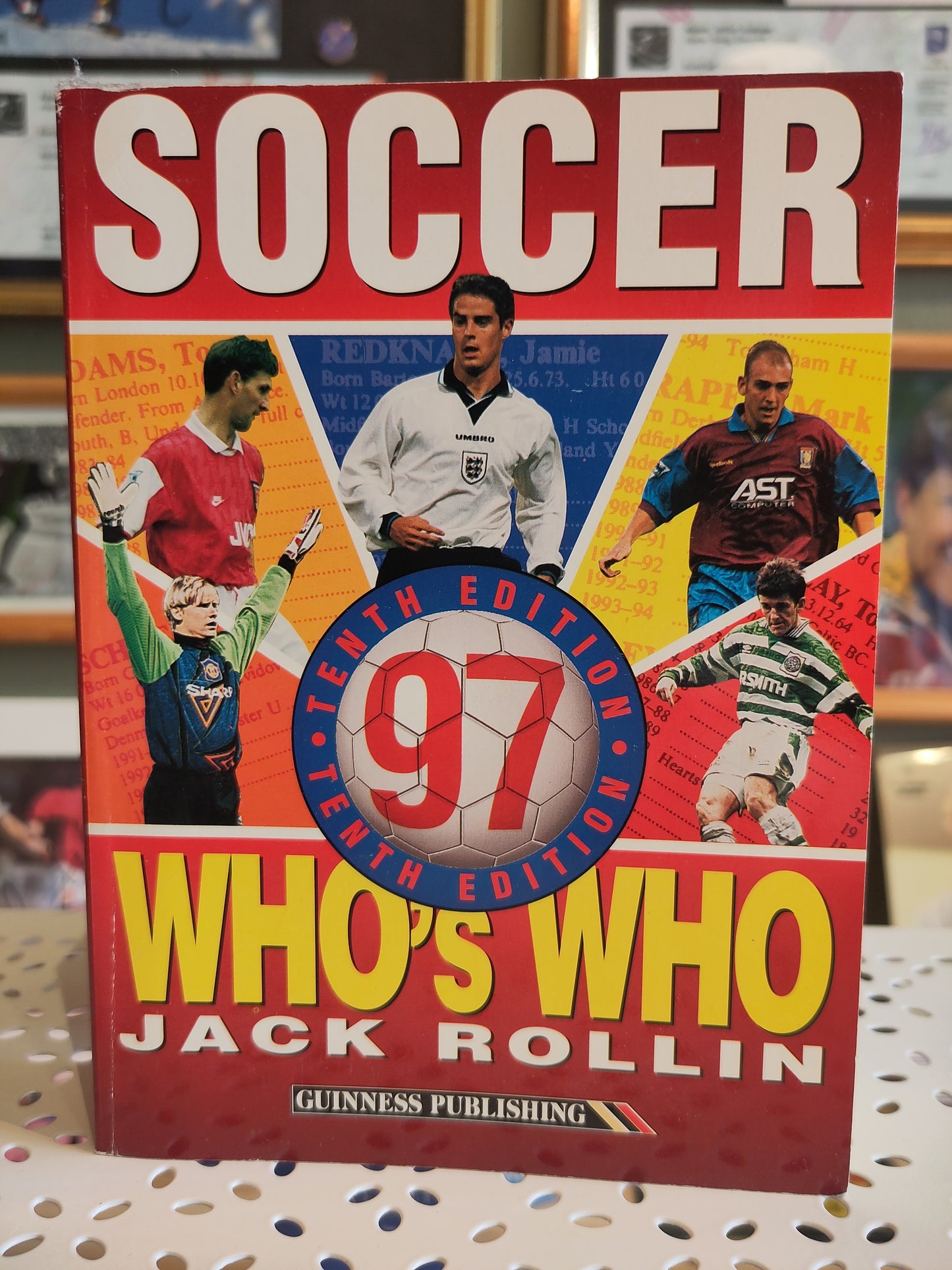 BOK: Guiness Soccer Who's Who 1997 (Rollin)