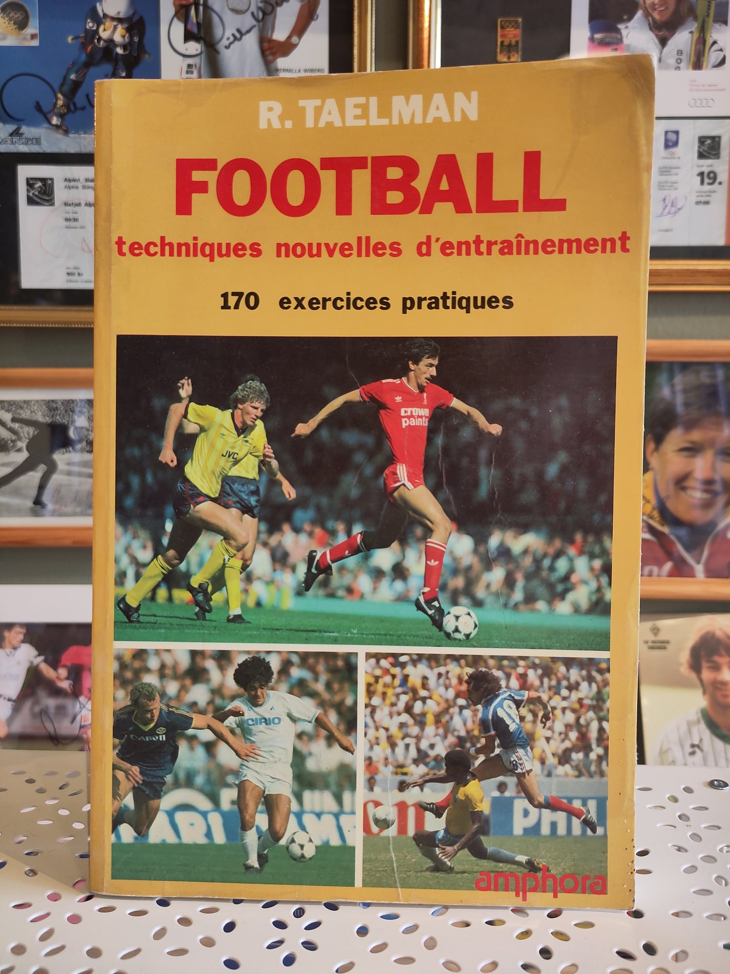 BOK: Football: Techniques nouvelles d'entraînement - 170 exercices pratiques (Taelman)