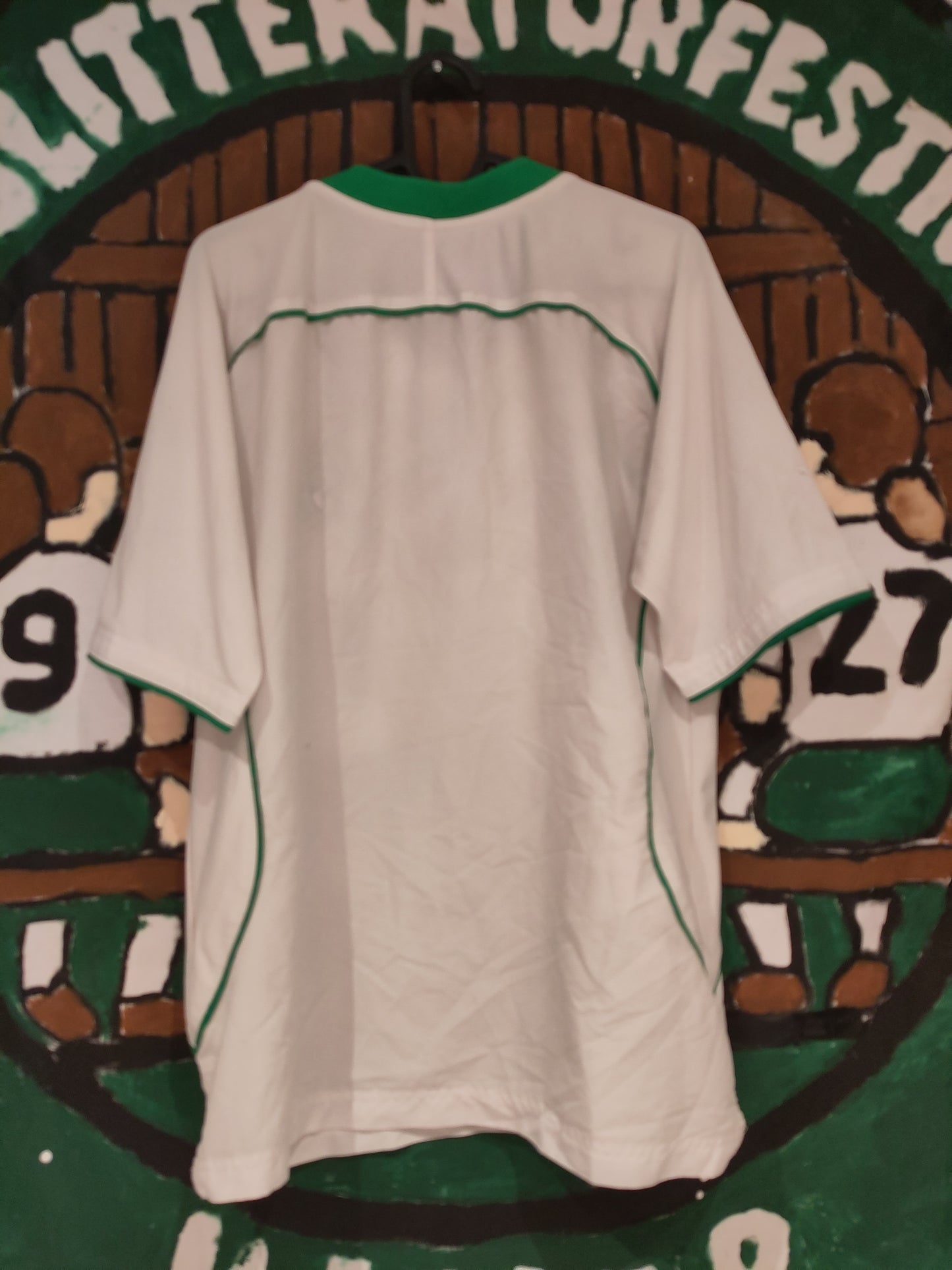 Hibernian drakt 2004-05 borte