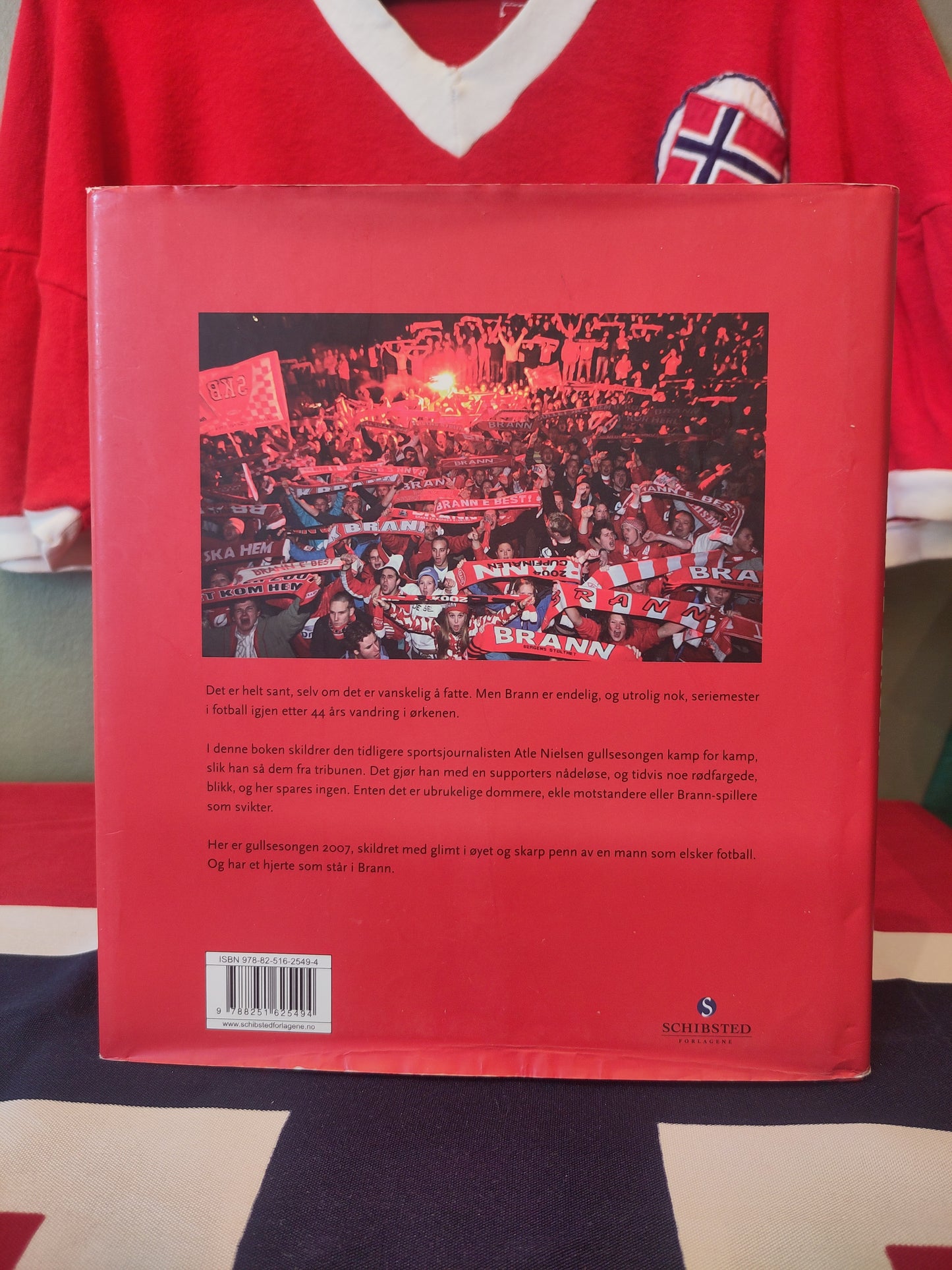 BOK: Hem te Bergen - Branns store jubelsesong (Nielsen)