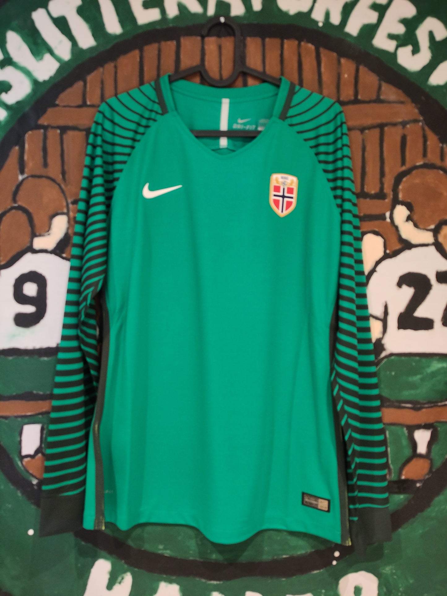 Norge drakt 2016-17 keeper (BNWT)