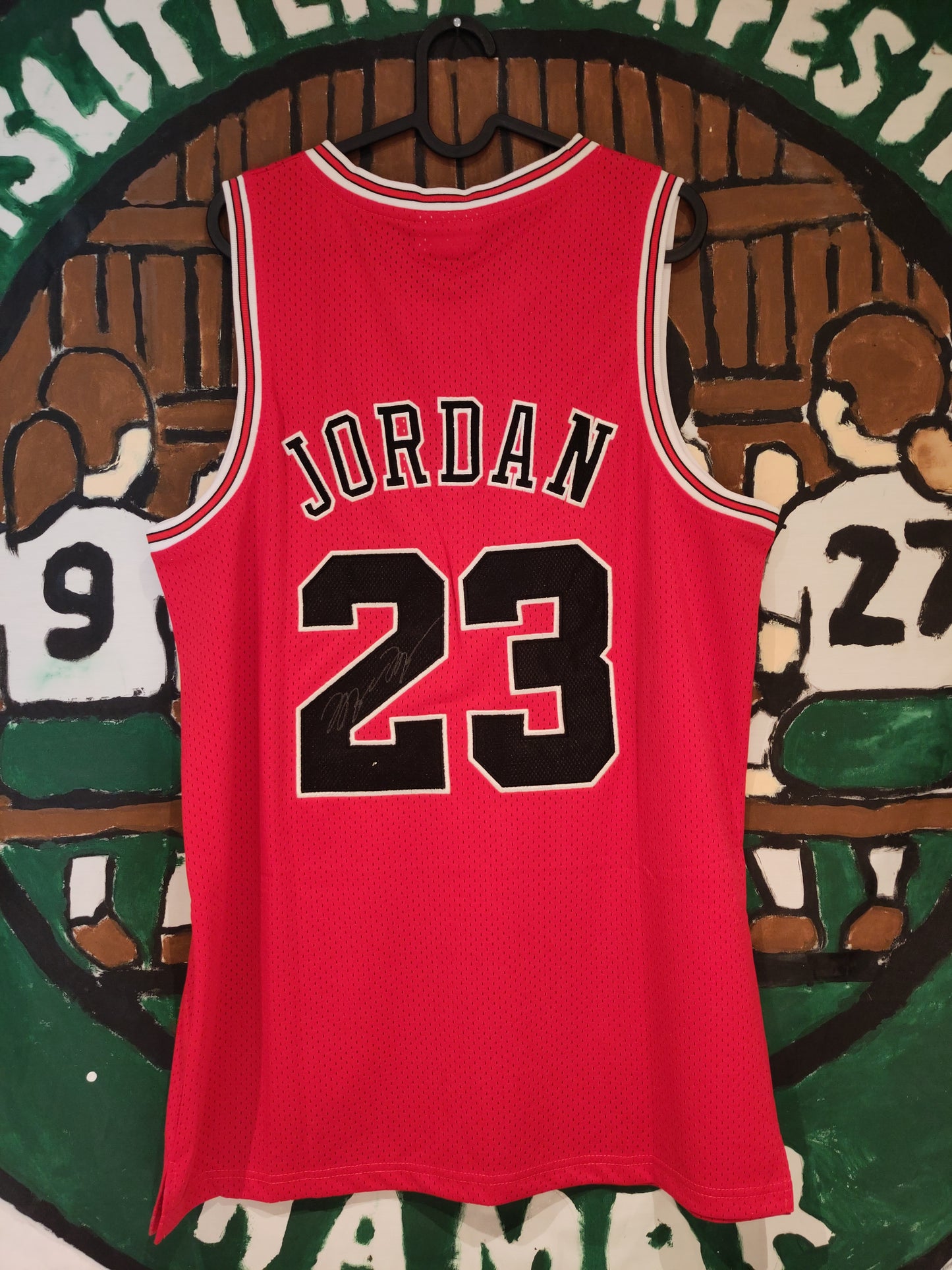 Chicago Bulls drakt Jordan signert (?)