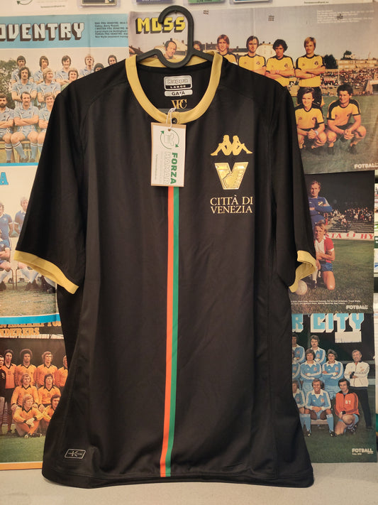 Venezia drakt 2023-24 hjemme (BNWT)