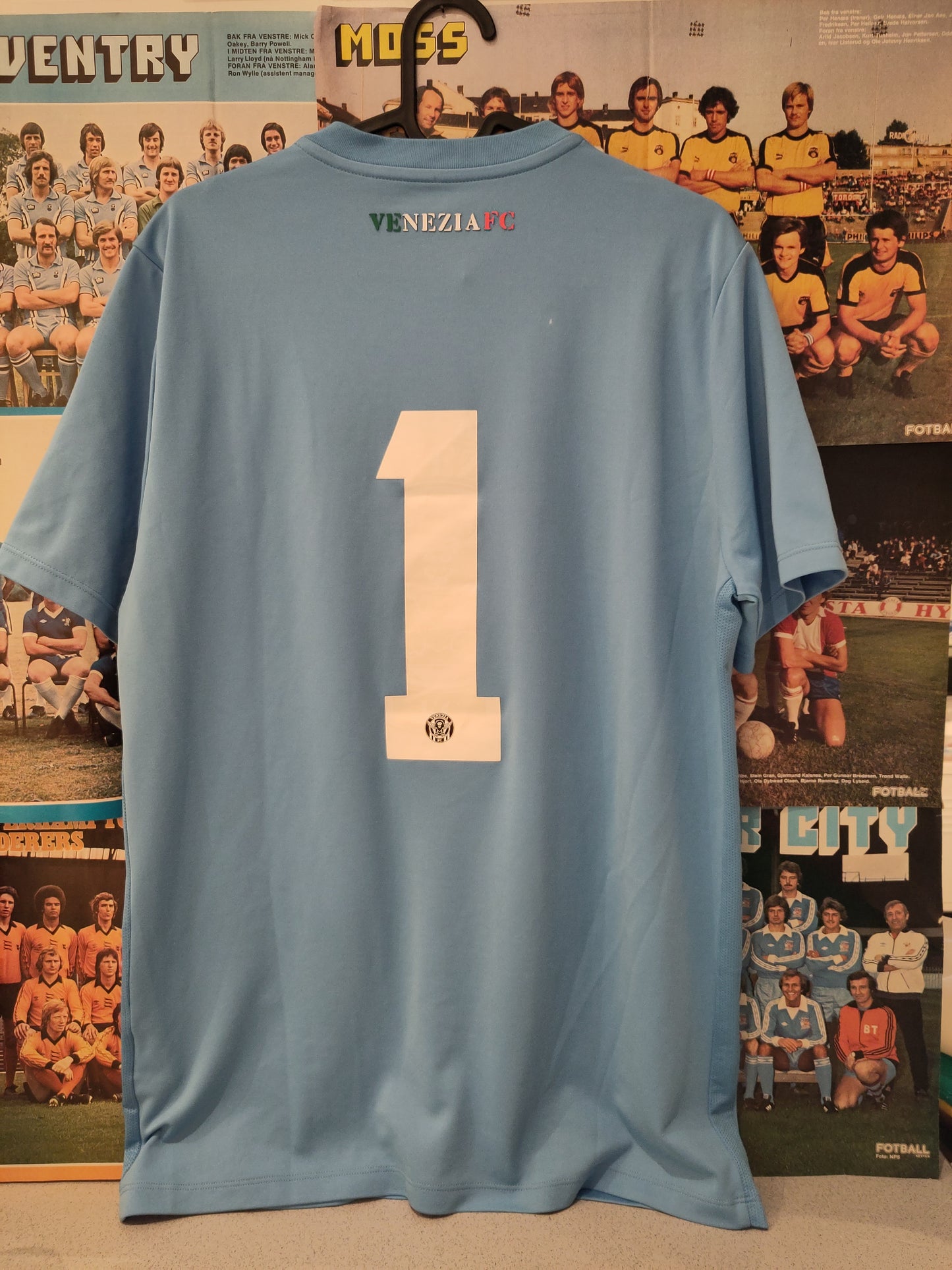 Venezia drakt 2018-19 hjemme keeper