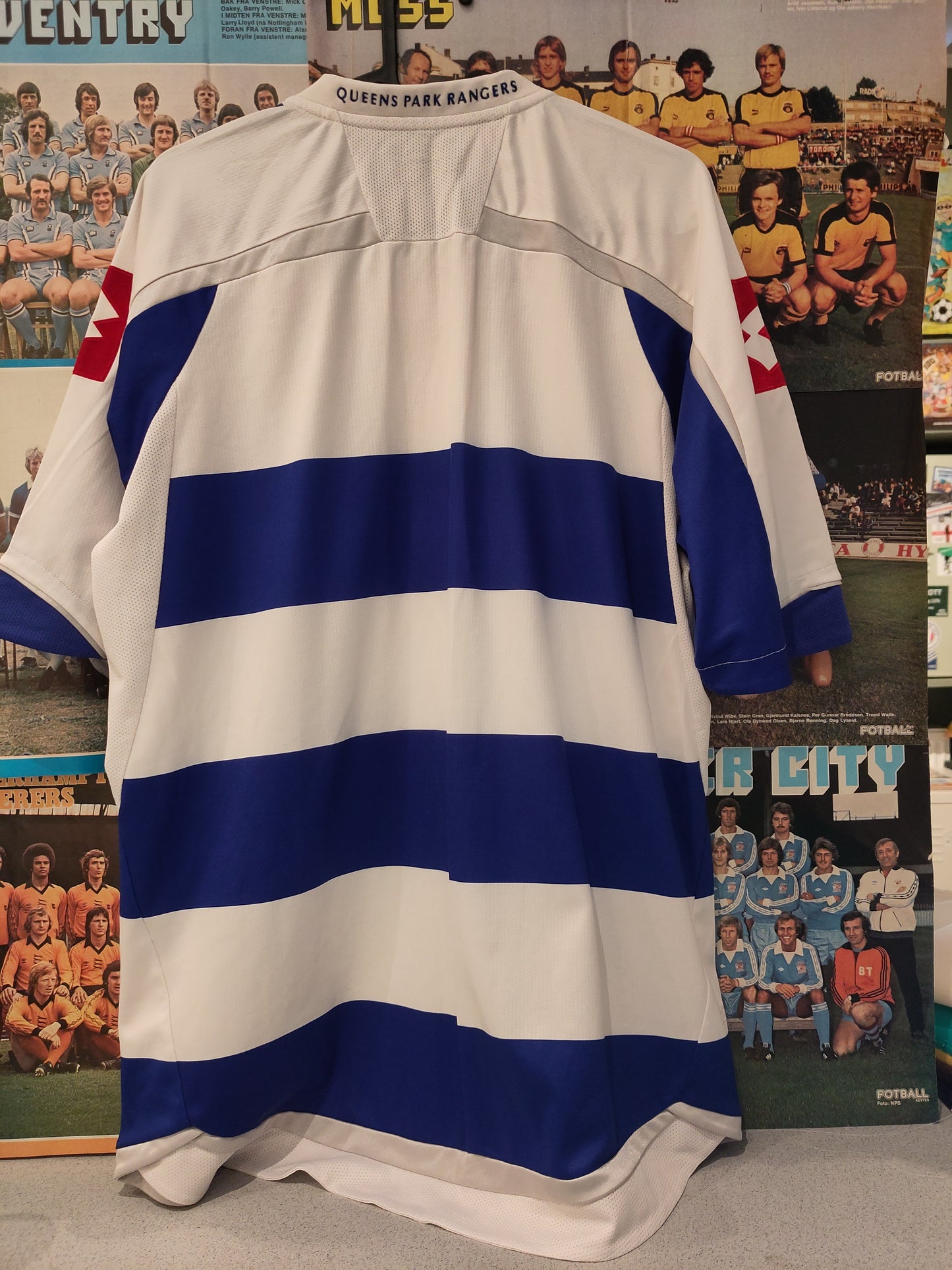 Queens Park Rangers drakt 2009-10 hjemme