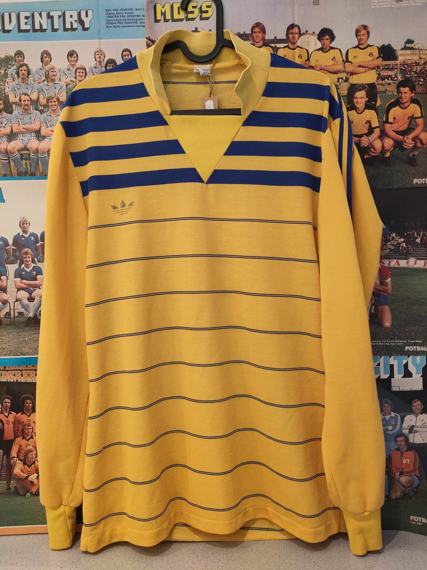 Adidas drakt gul/blå 1983