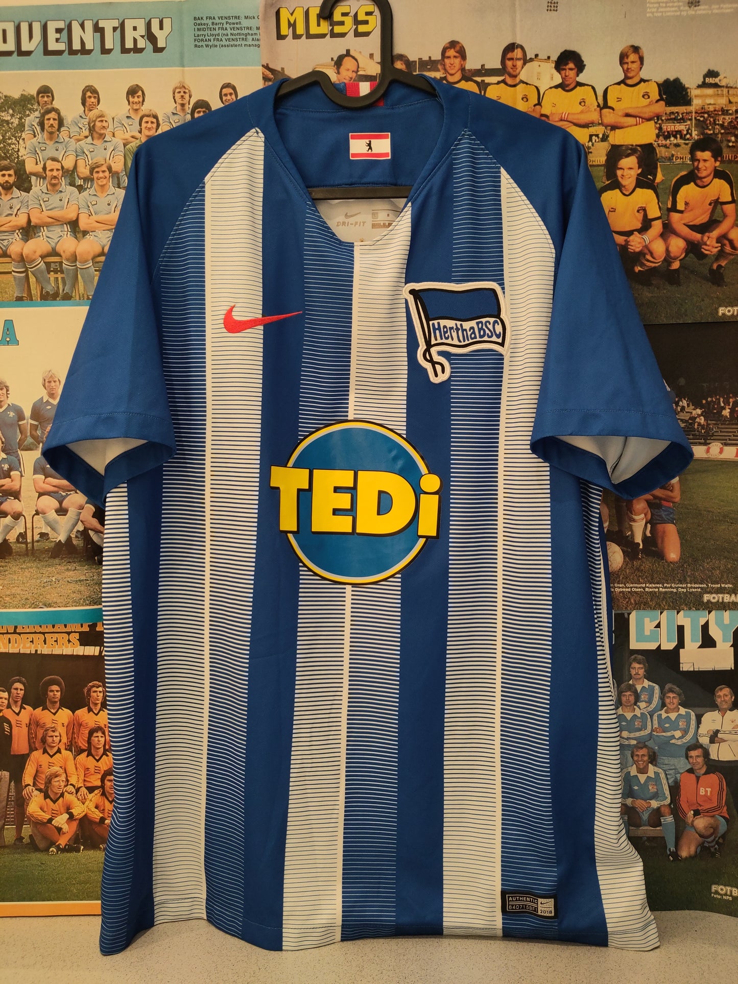 Hertha Berlin drakt 2018-18 hjemme