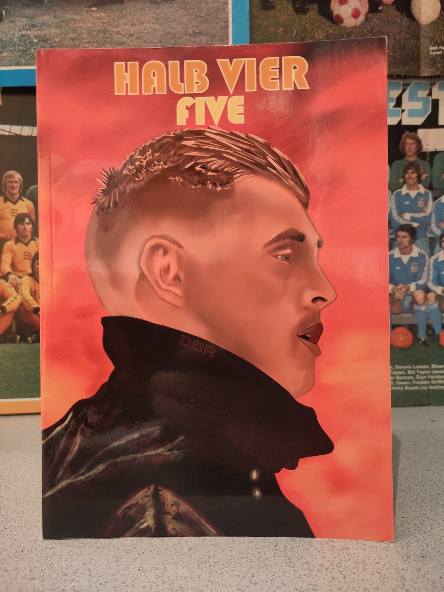 Halb Vier fanzine