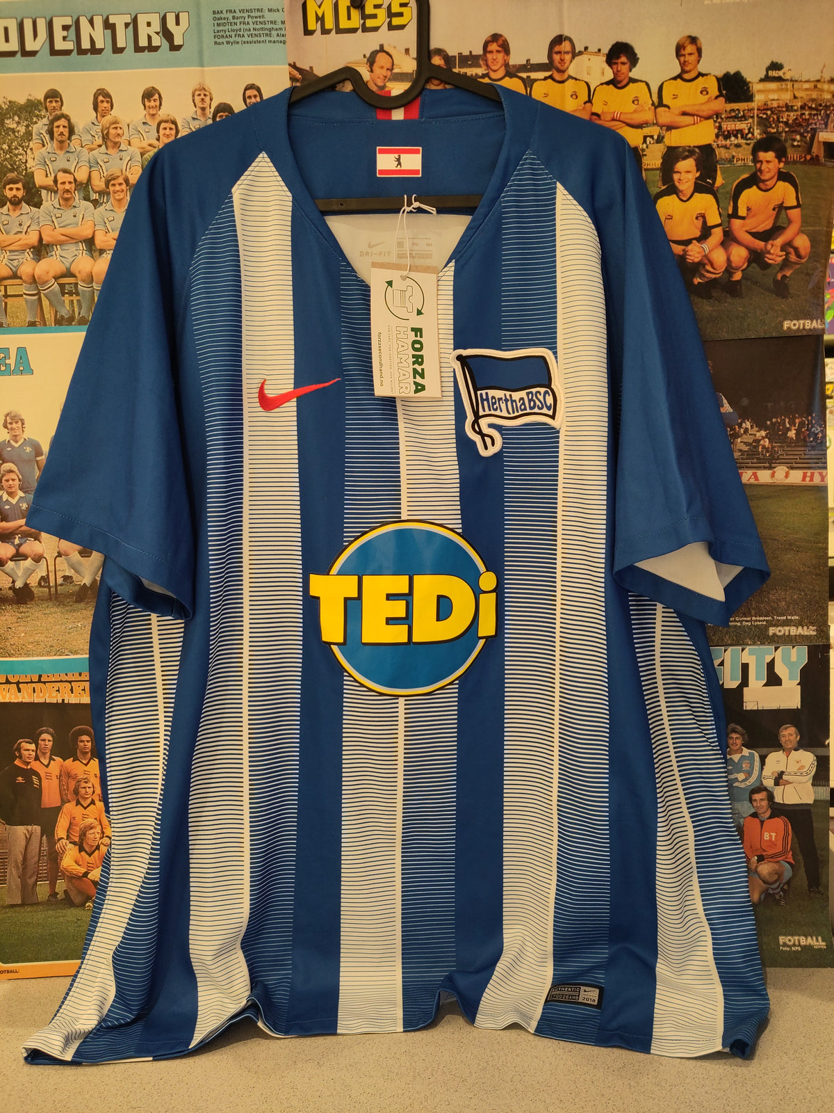 Hertha Berlin drakt 2018-19 hjemme v2