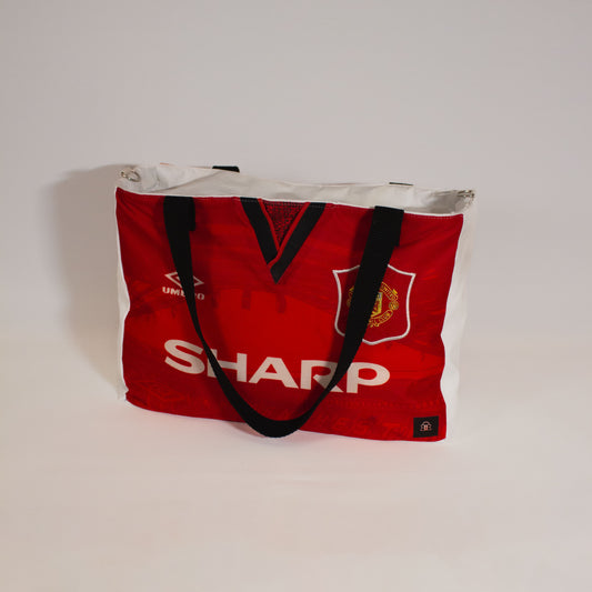BAG: Manchester United 1994-96 hjemme (i samarbeid med Ideell UB)