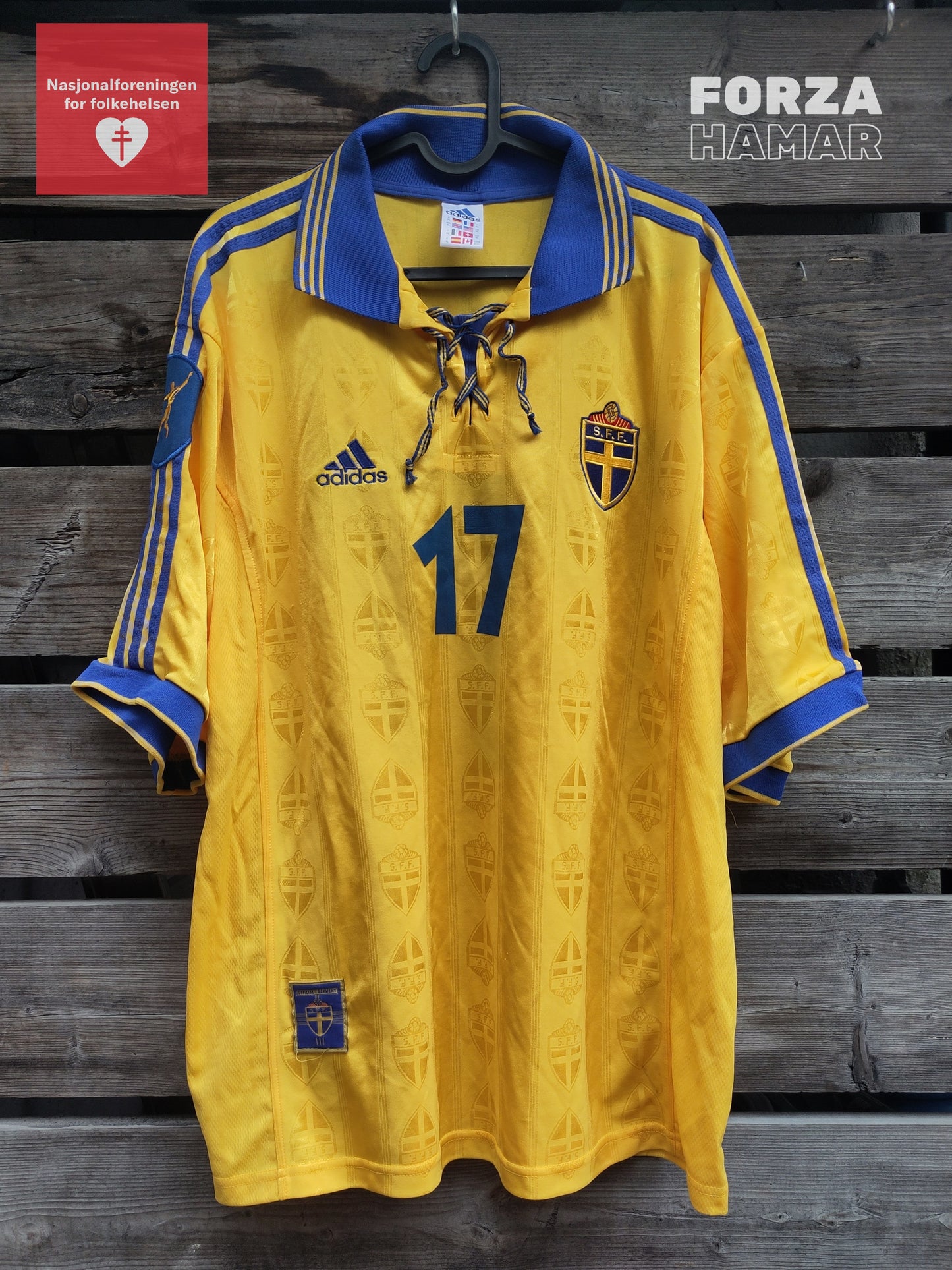 Sverige U21 drakt 1998 hjemme utøverbrukt/kampbrukt Erik Johansson* (DEMENSDUGNADEN)