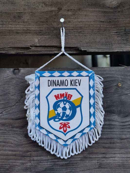 Dinamo Kyiv pennant