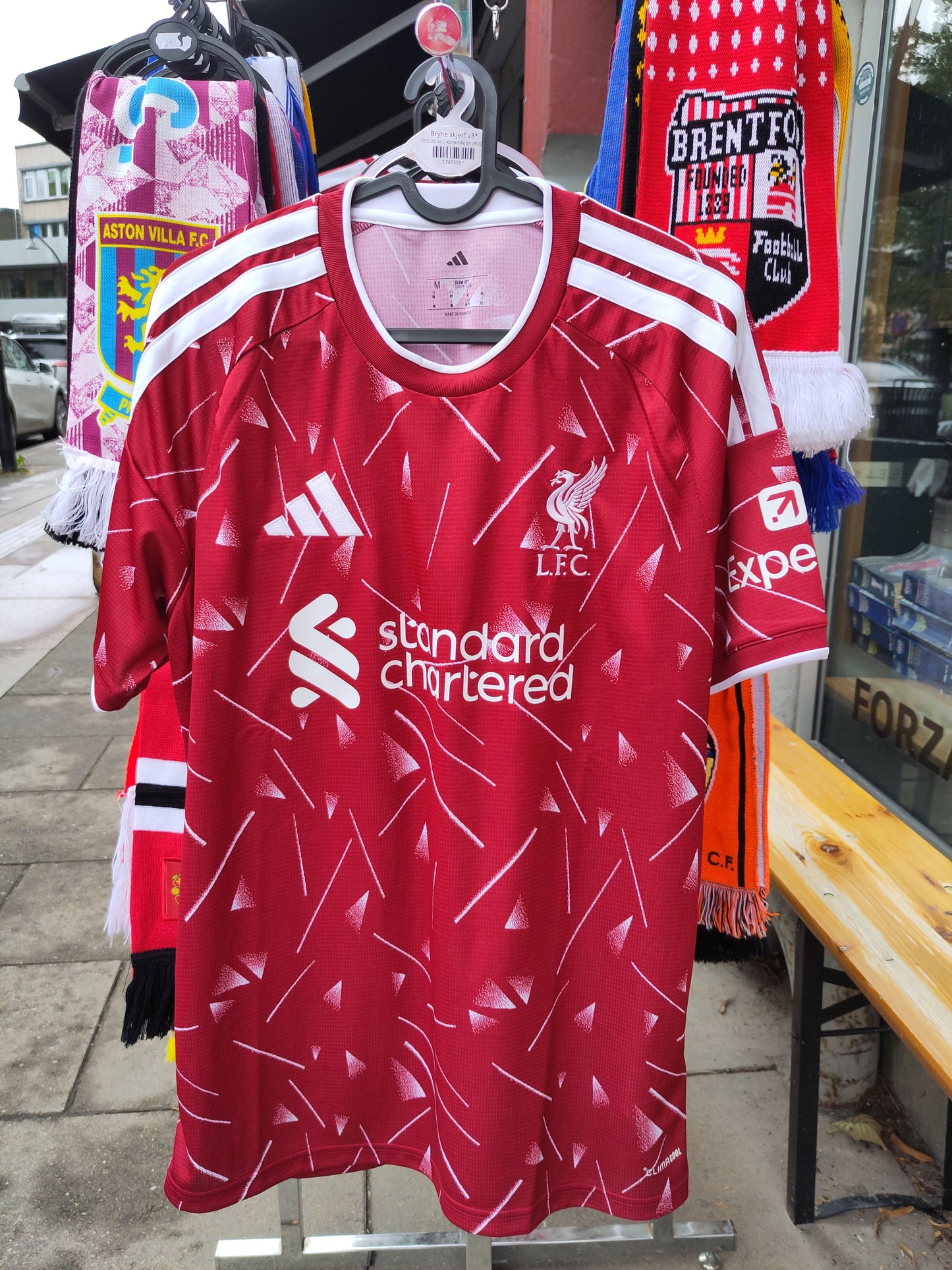 Liverpool drakt 2026-27 hjemme