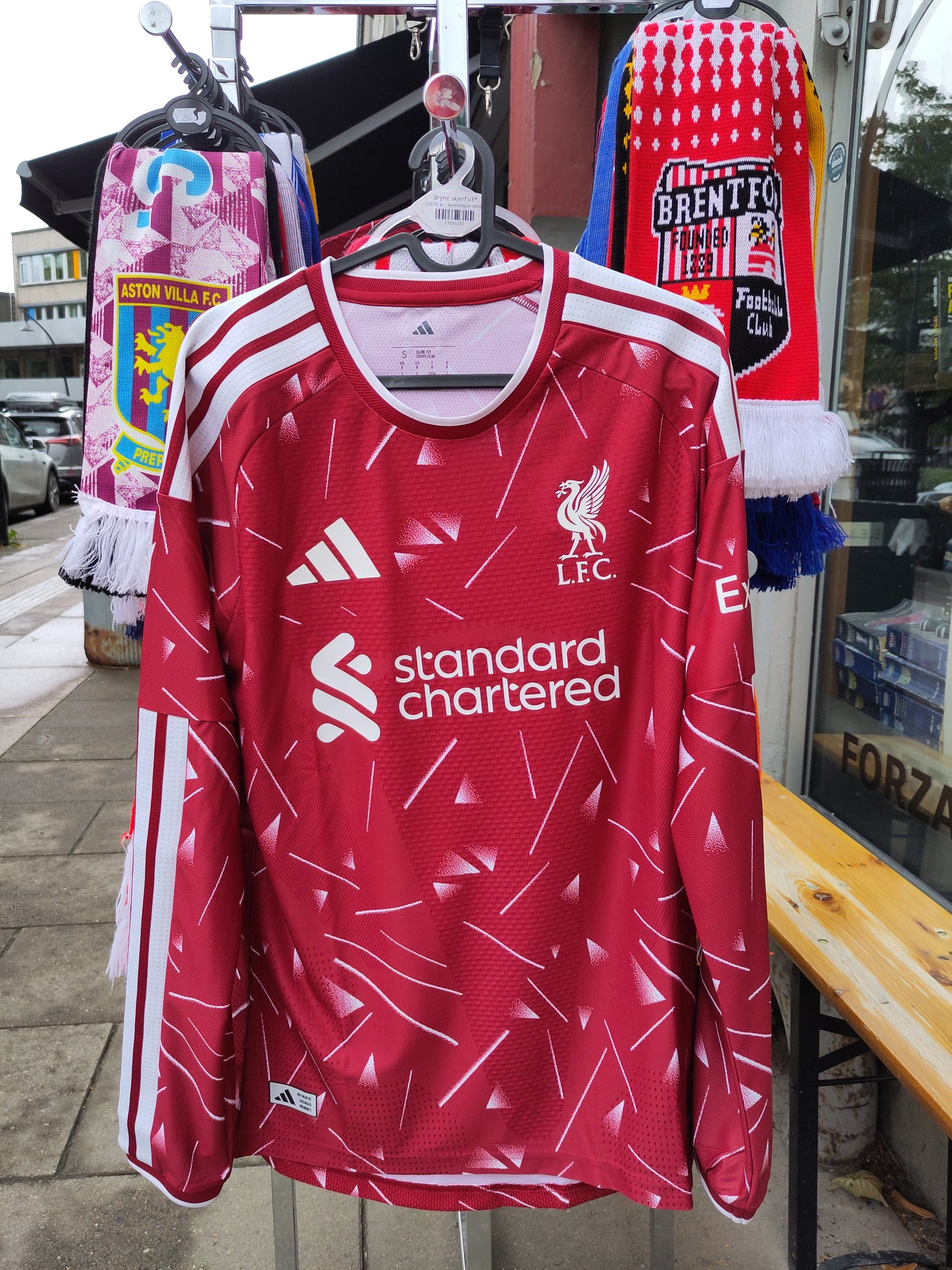 Liverpool drakt 2026-27 hjemme langermet player edition (BNWT)