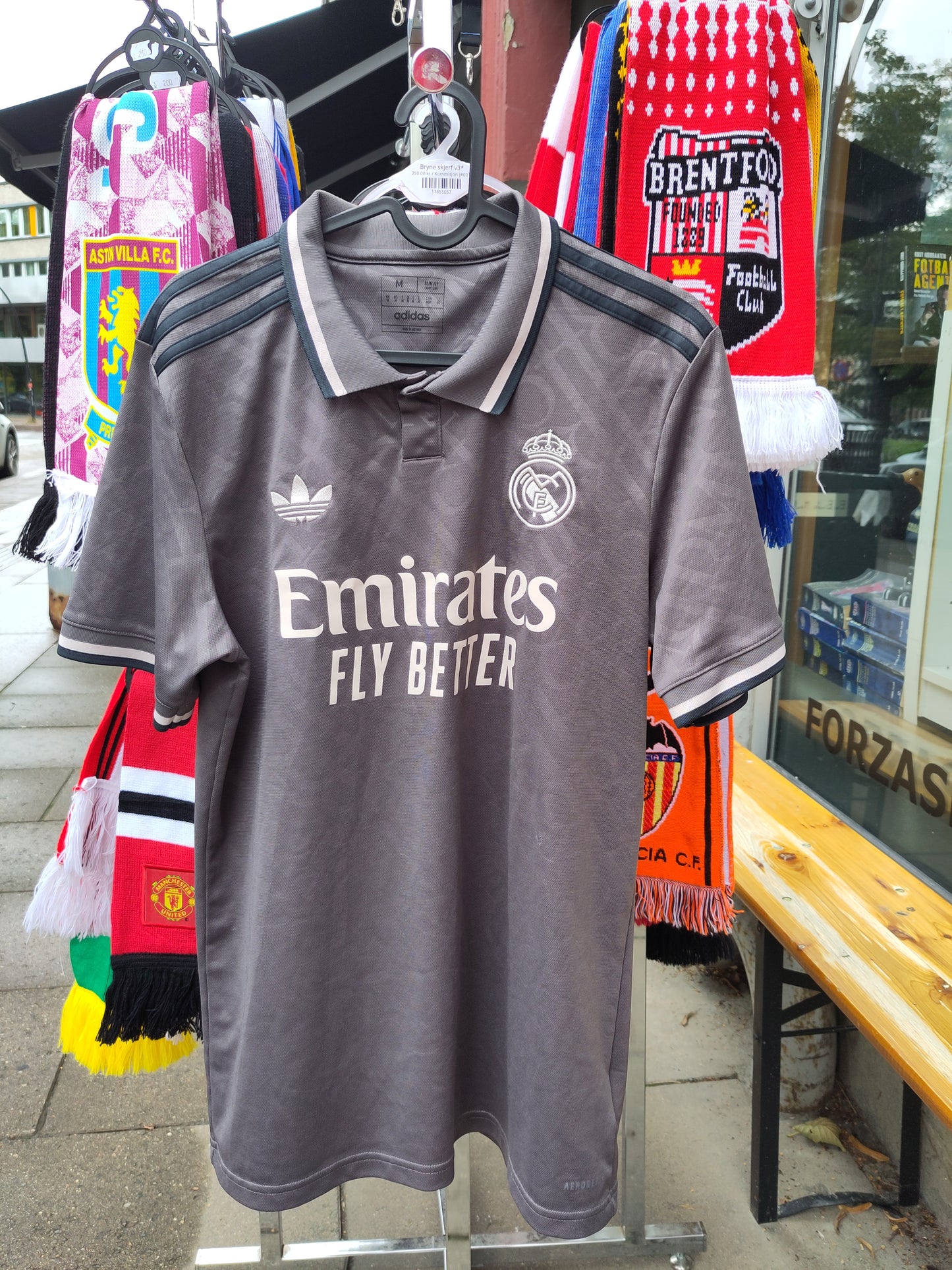 Real Madrid drakt 2024-25 tredje Bellingham