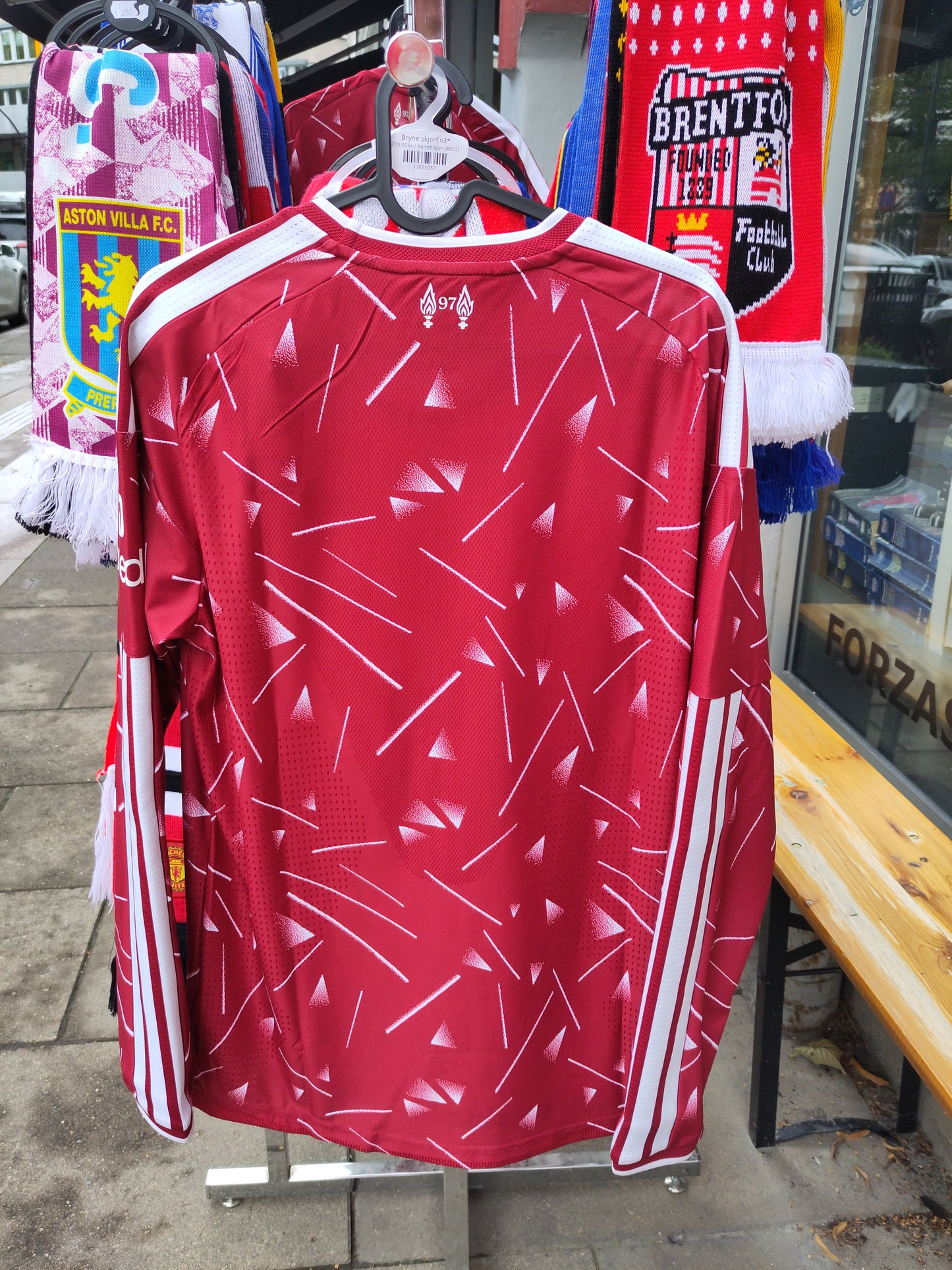 Liverpool drakt 2026-27 hjemme langermet player edition (BNWT)